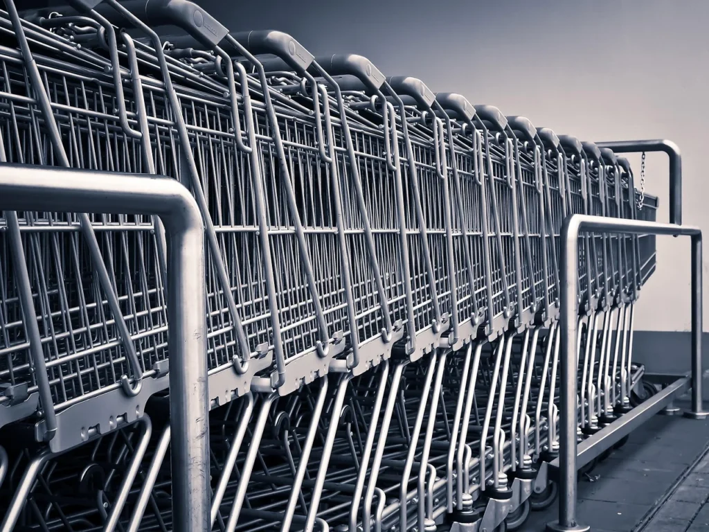 Zabezpieczenia towarów dla retail: bramki antykradzieżowe i systemy CCTV Zabezpieczenia towarów dla retail: bramki antykradzieżowe i systemy CCTV